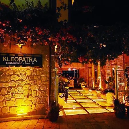 Kleopatra 3* Sidé